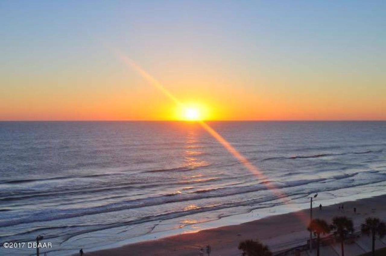 Ocean Walk Resort Magnificent Ocean Front View Daytona Beach Exterior photo
